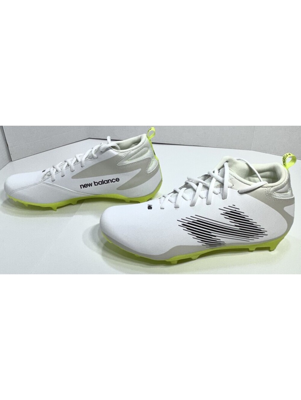 New Balance Rush V4 Mid Lacrosse Cleat White Size 11.5 Men’s - Picture 2 of 6